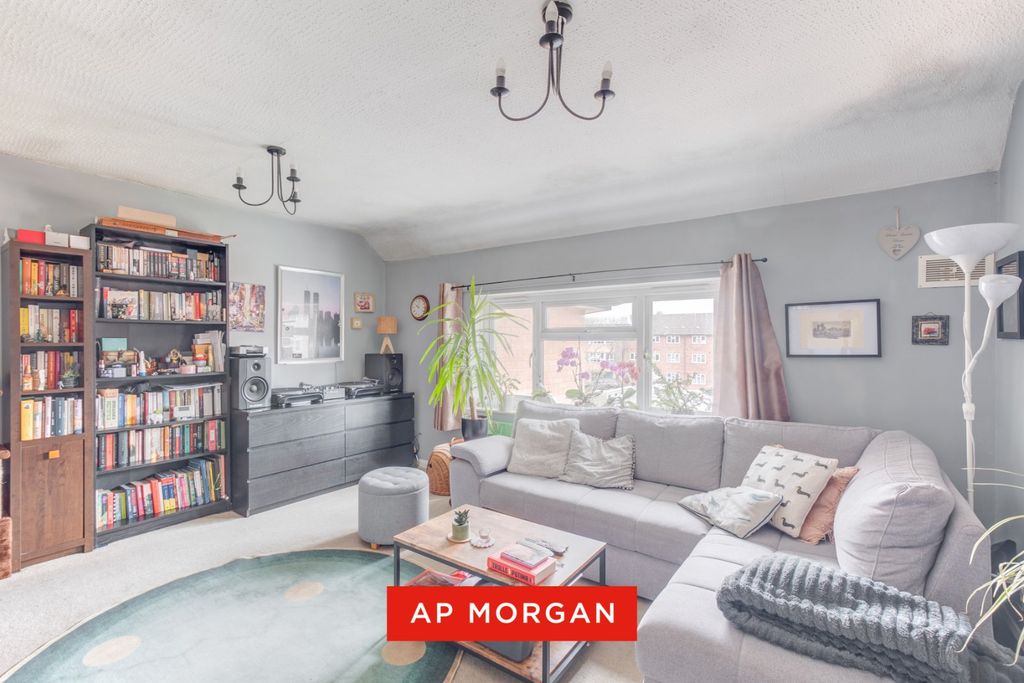 Property photo 3 of 10 Picture No. 14