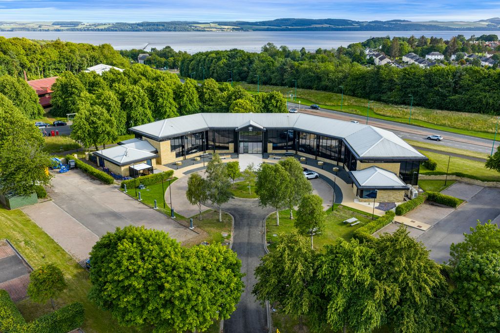 Property photo 1 of 11 1A B c d E.Jpg