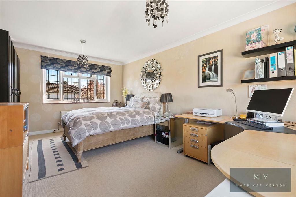 Additional image 8 of 5 bed detached house for saleWinchelsey Rise, South Croydon CR2