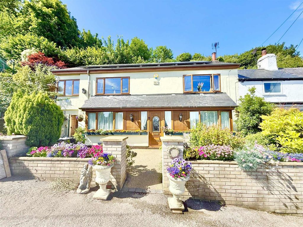 Property photo 1 of 21 E1Fd39Cf-Deb4-48d3-Bcea-F6194026E8dc.Jpg