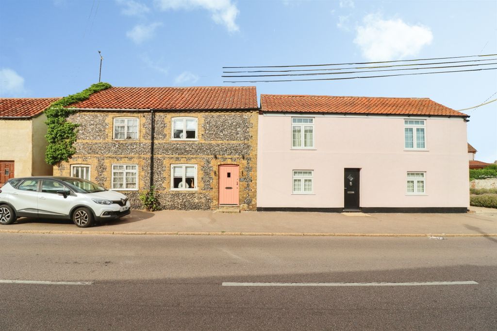 Property photo 2 of 18