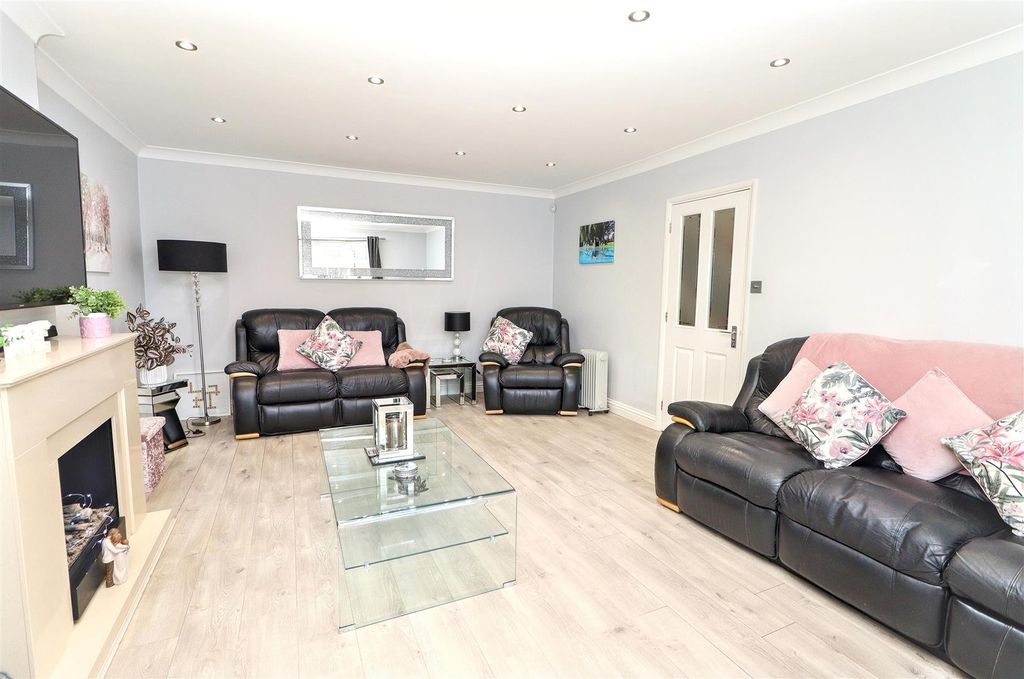 Property photo 2 of 27 Img_3701.Jpg