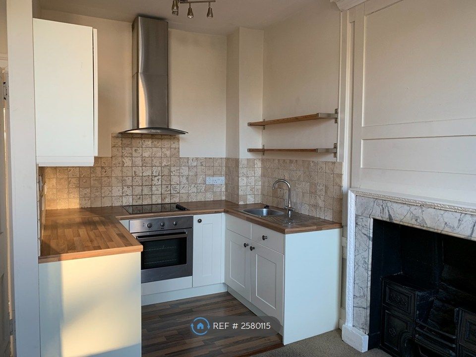Property photo 2 of 7