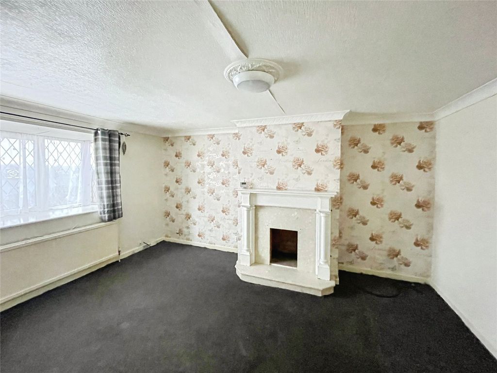 Property photo 3 of 17 Picture No. 16