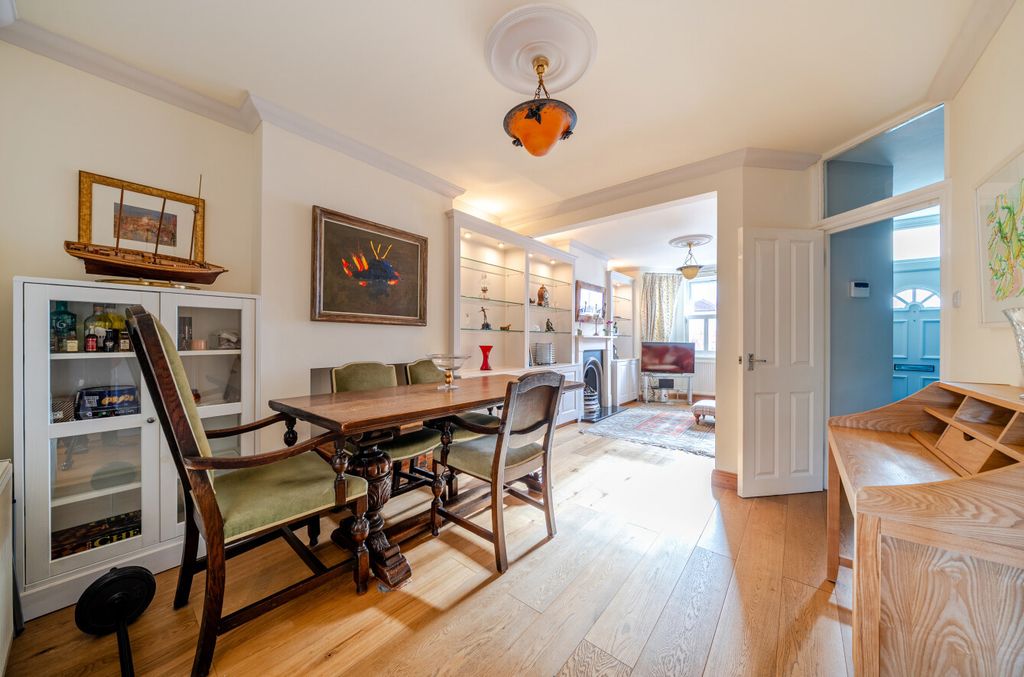 Property photo 2 of 21 1535374-10-6Acf95...