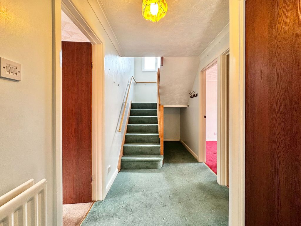 Property photo 3 of 23