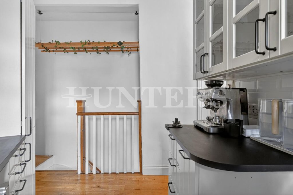 Property photo 3 of 15 015__Akp1623.Jpg