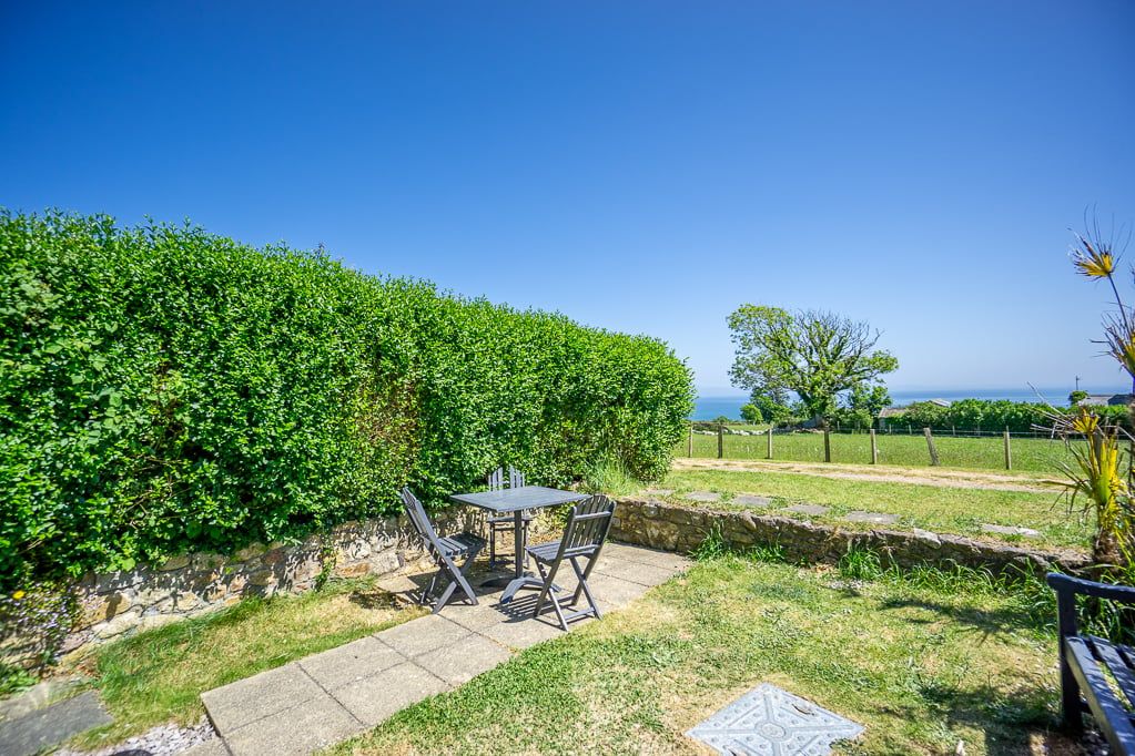 Property photo 3 of 33