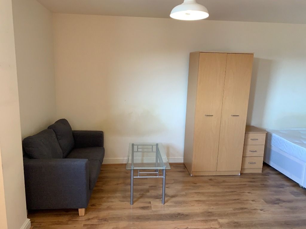 Property photo 3 of 4