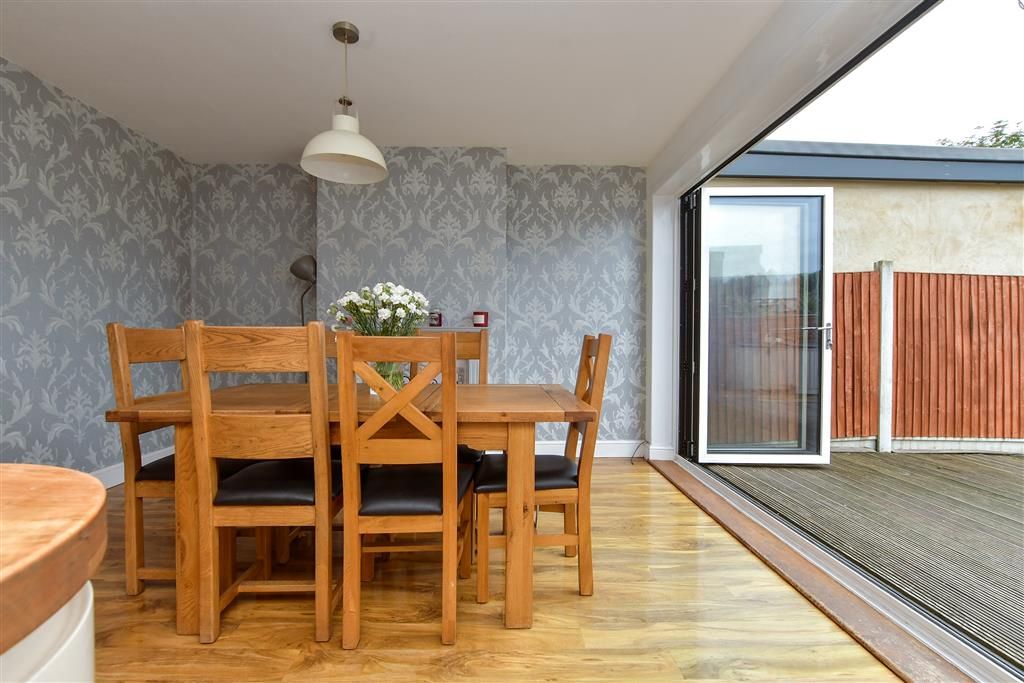 Property photo 3 of 12 Dining Area