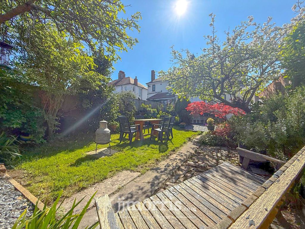 Property photo 3 of 51