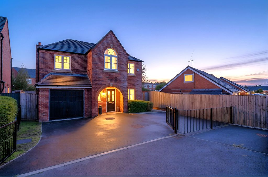 Property photo 1 of 54