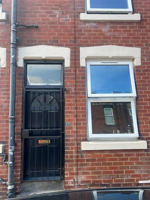 Property photo 1 of 13