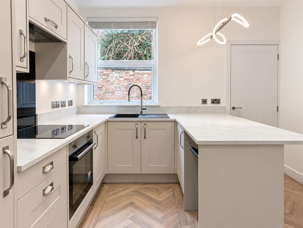 Property photo 3 of 15 1 (14).Png