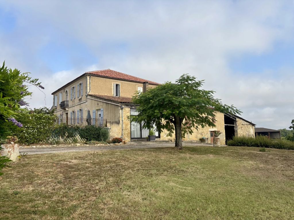 Property photo 3 of 16