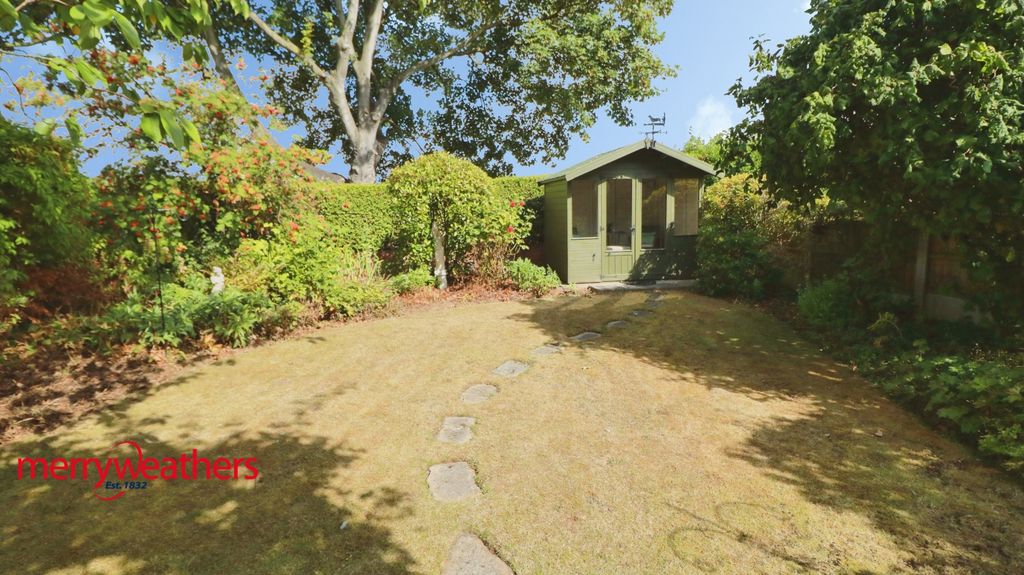 Property photo 3 of 27 External