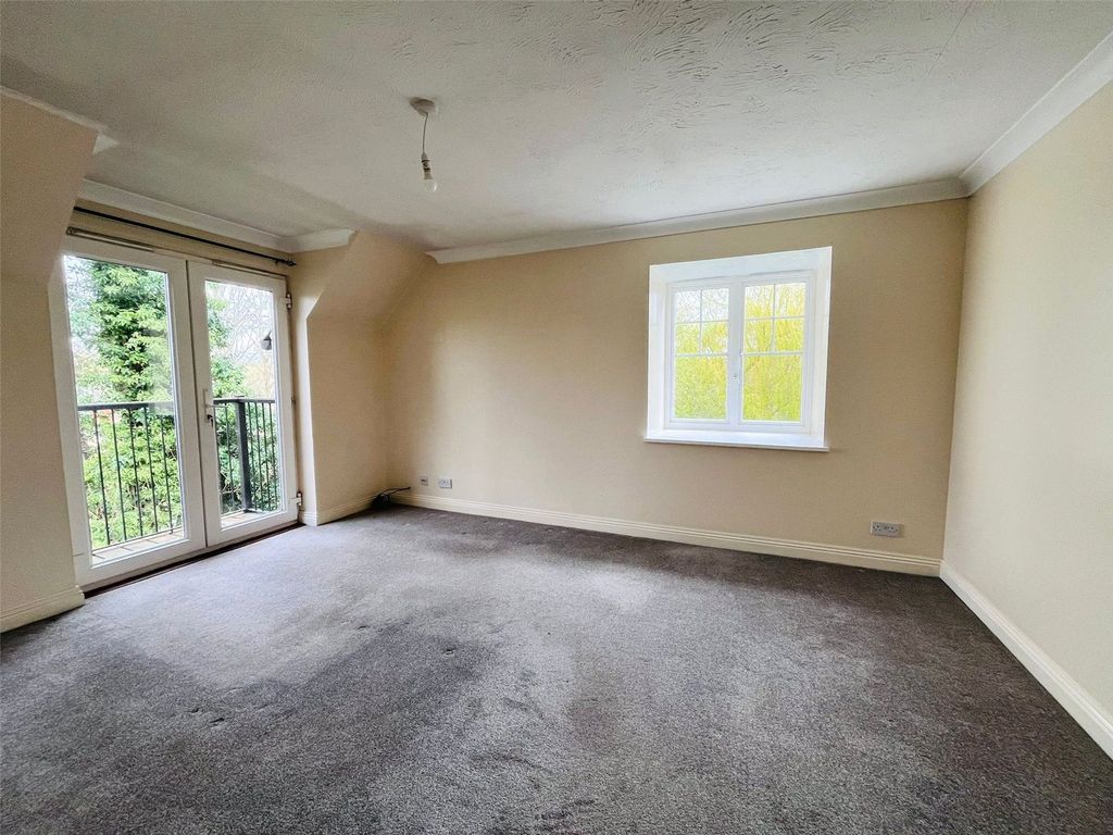 Property photo 3 of 9 Picture No. 02