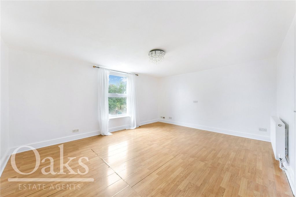 Property photo 2 of 8 Picture No. 06