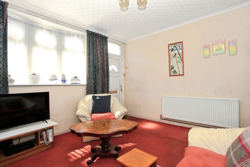 Property photo 2 of 11