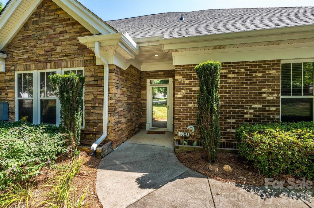 Property photo 2 of 27 <Alttext/>