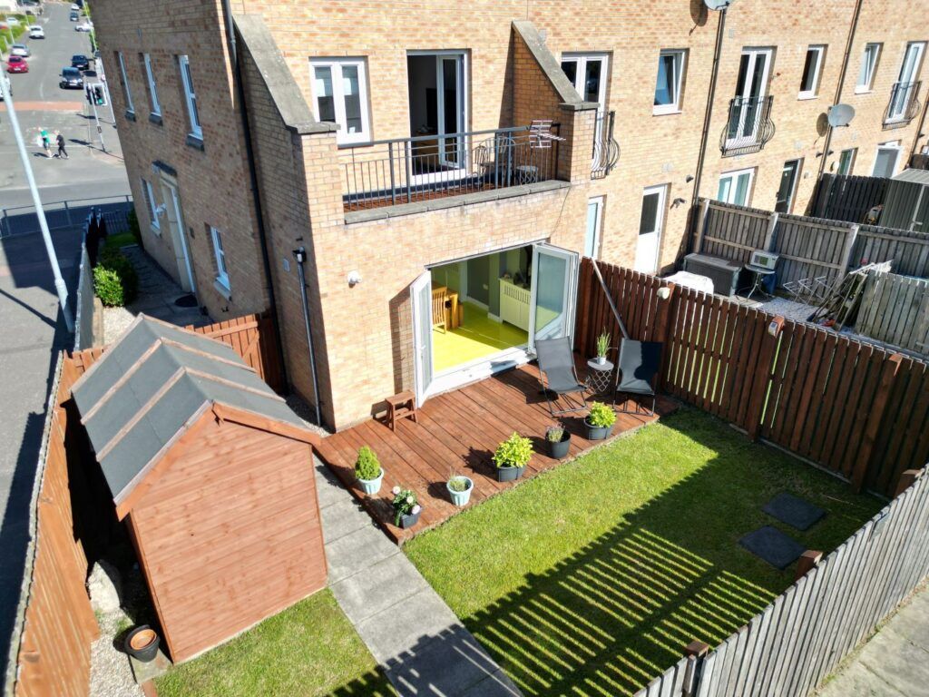 Property photo 3 of 36