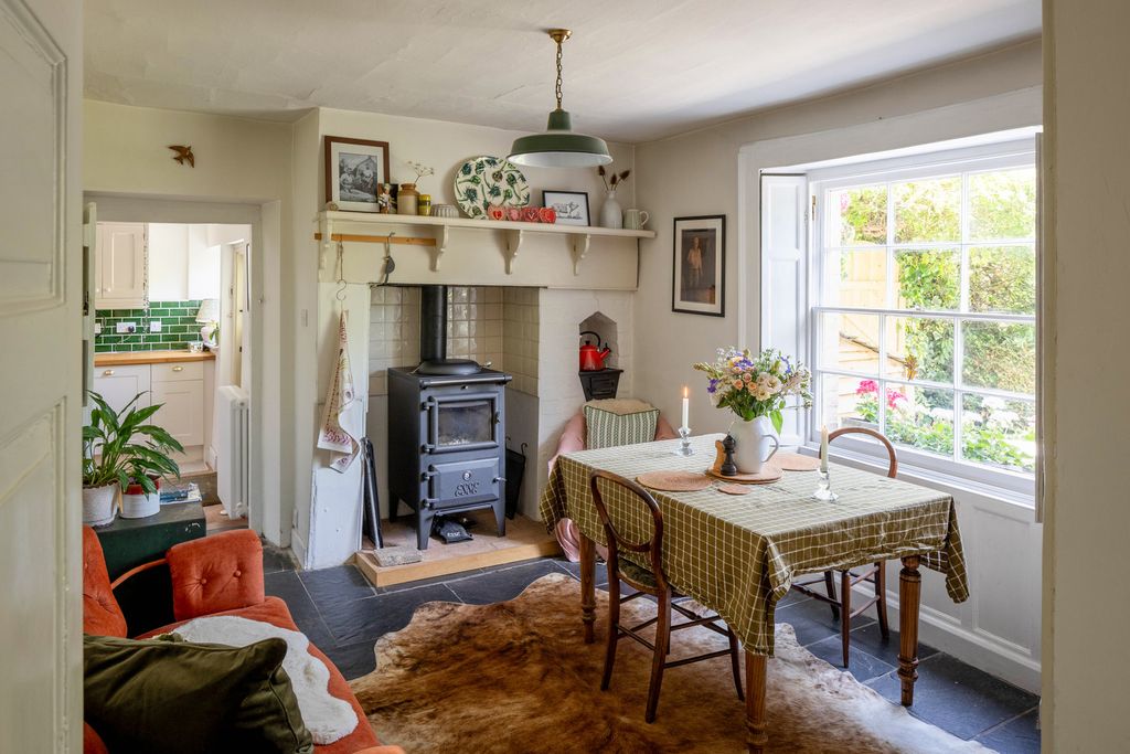 Property photo 2 of 35 293616 - 1.Jpg