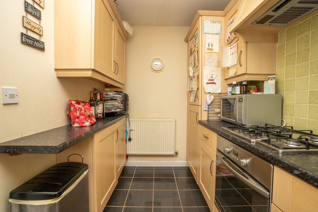 Property photo 3 of 16 Peonycroft5