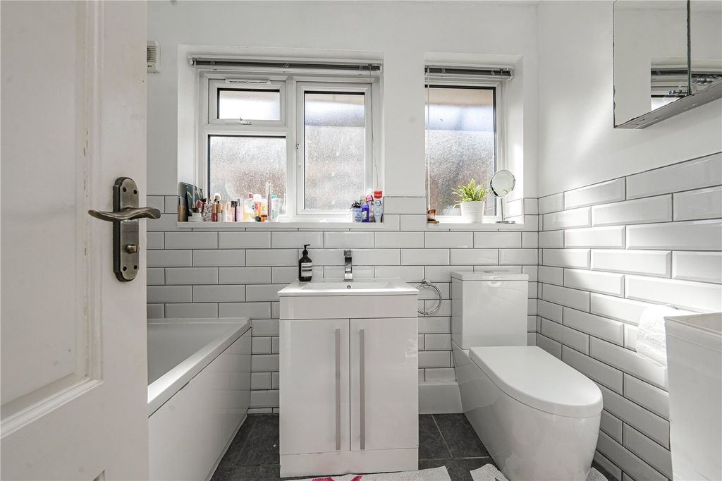 Property photo 3 of 18 Picture No. 18