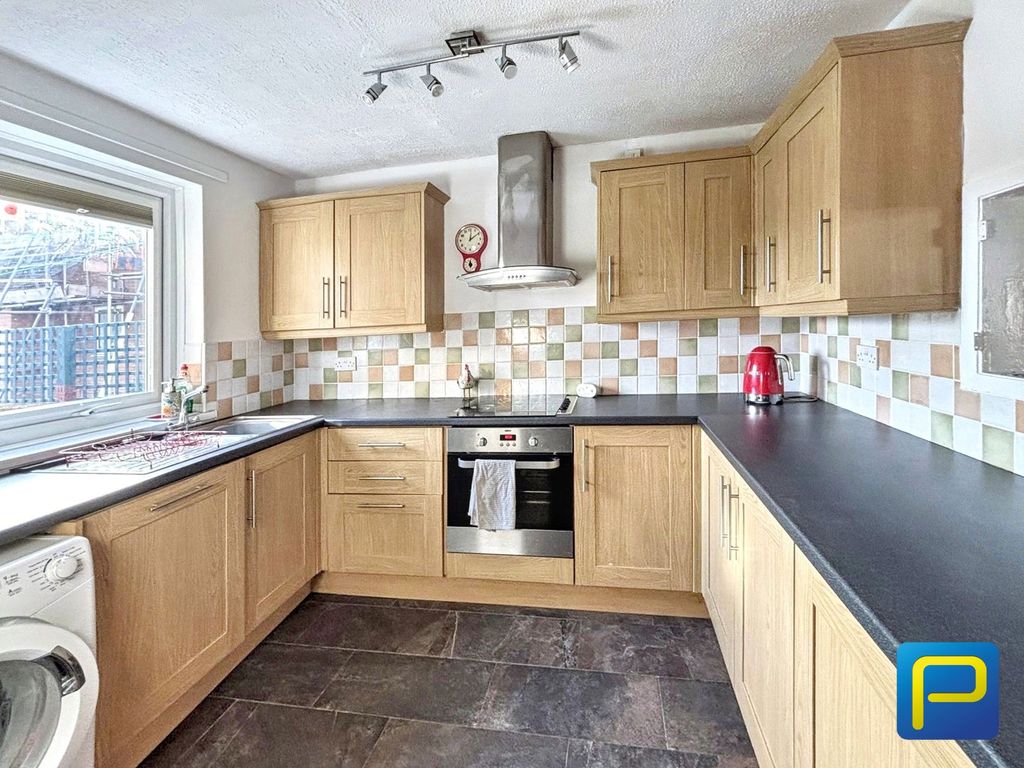 Property photo 3 of 22