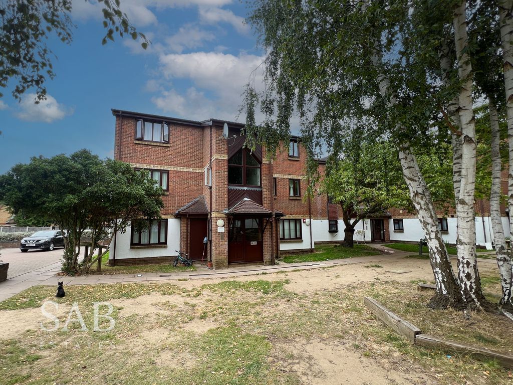 Property photo 1 of 6