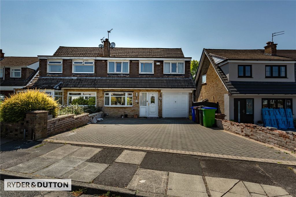 Property photo 1 of 28 Picture No. 04