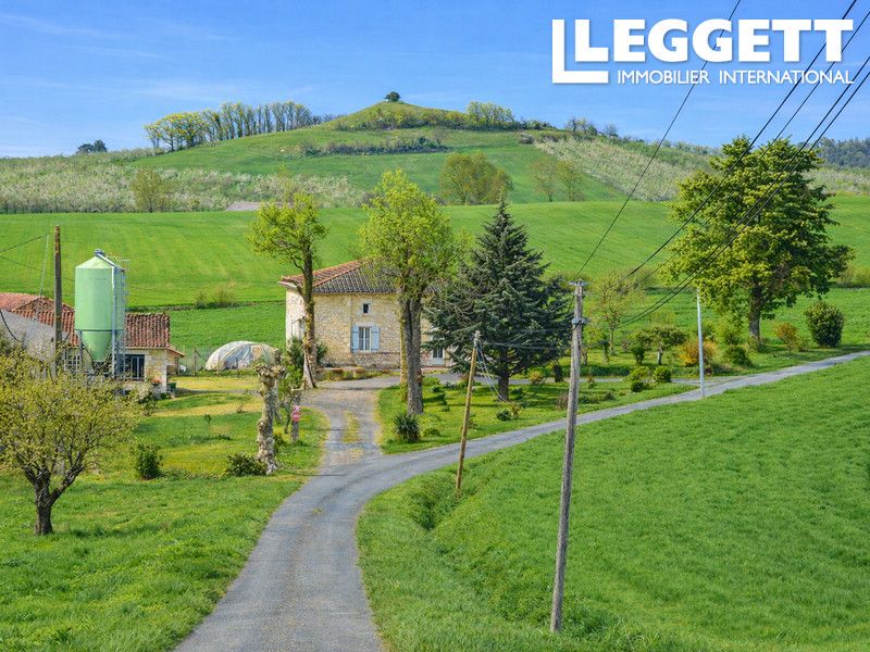 Property photo 3 of 10