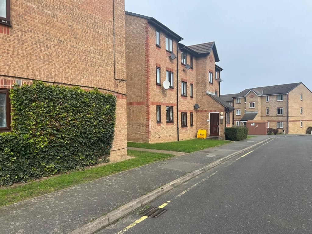 Property photo 1 of 12