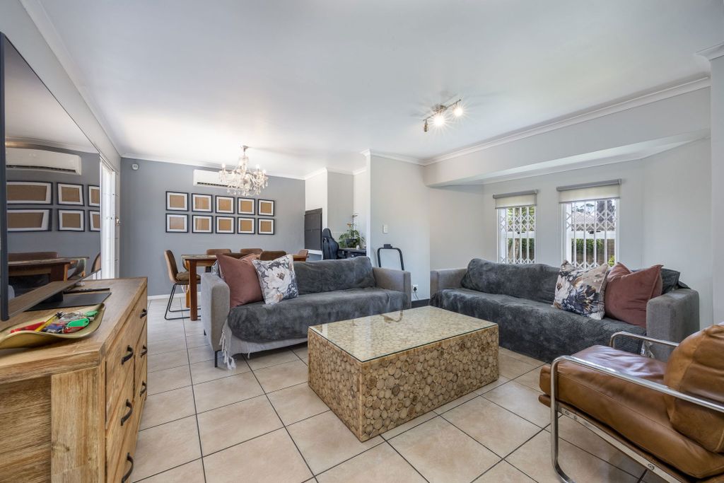 Property photo 3 of 21 Dbv1721432