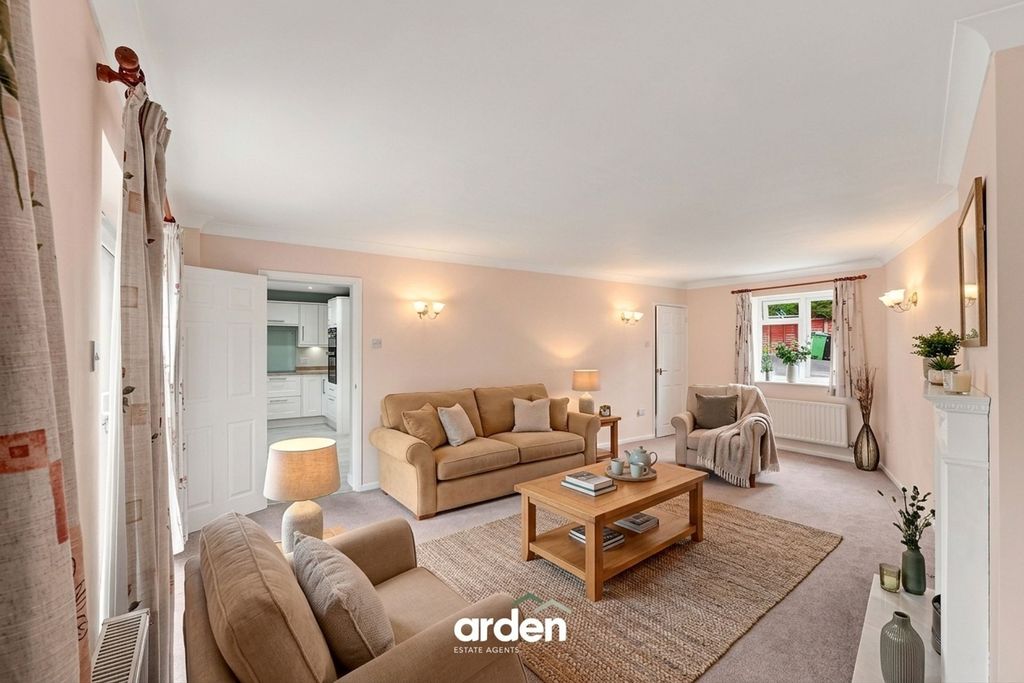 Property photo 2 of 17