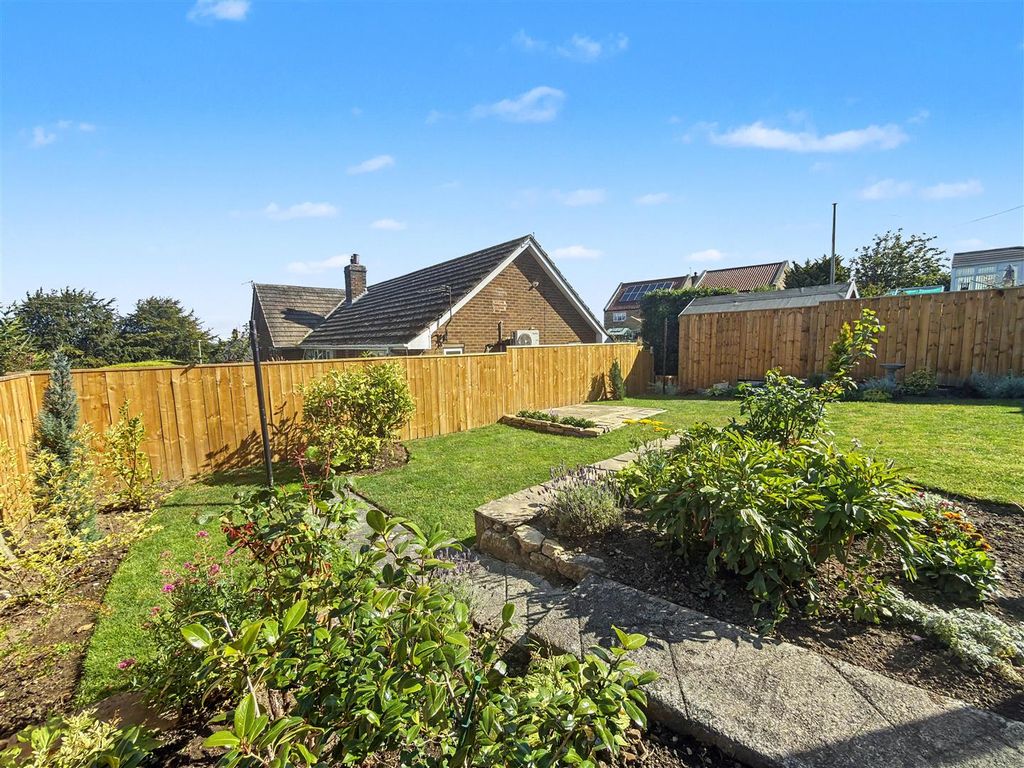 Property photo 2 of 11 Rear Garden