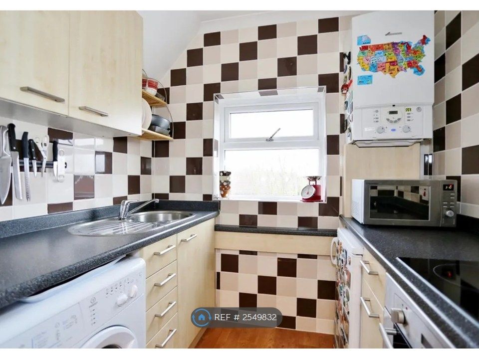 Property photo 3 of 5