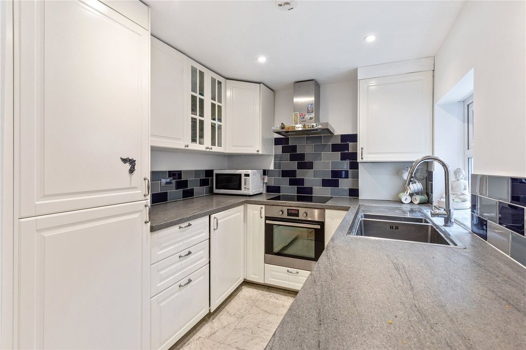 Property photo 2 of 12 Picture No. 04