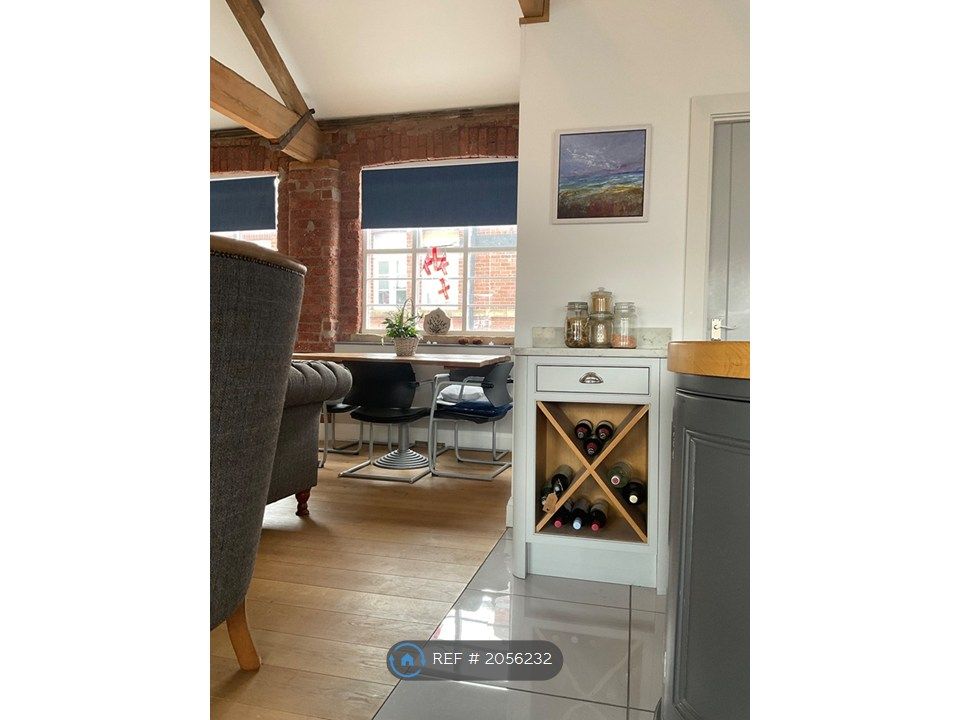 Property photo 3 of 19 Kitchen Dining