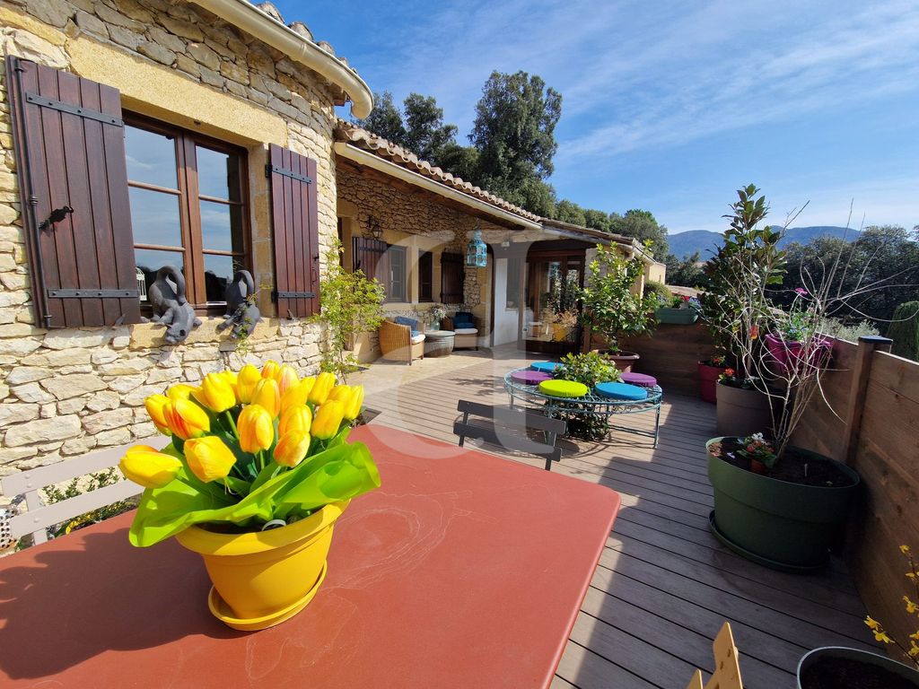 Property photo 2 of 29