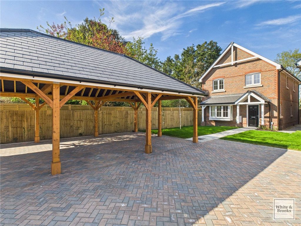 Property photo 1 of 19 Picture No. 23