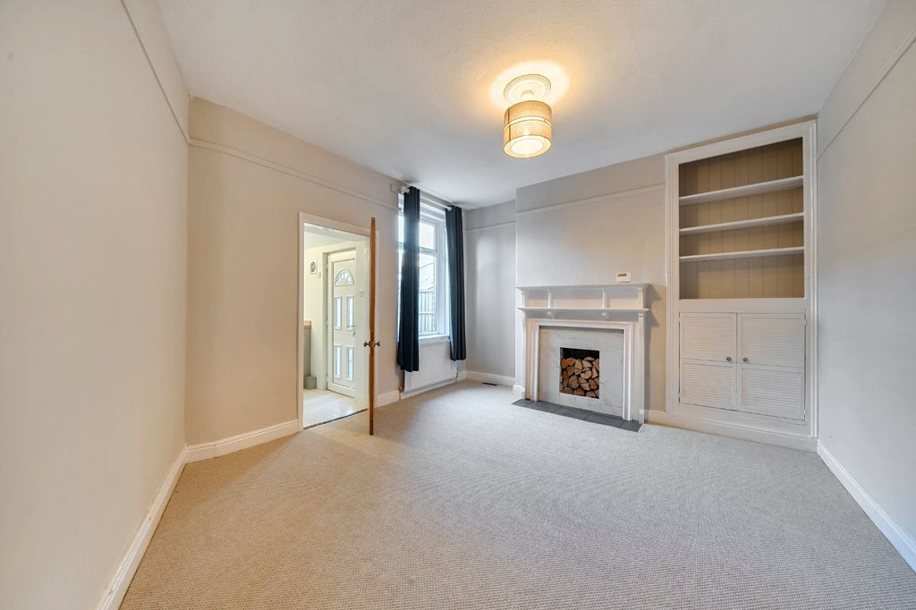 Property photo 3 of 15 Picture No. 16