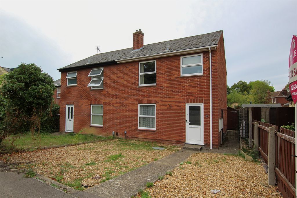 Property photo 1 of 12 Outside
