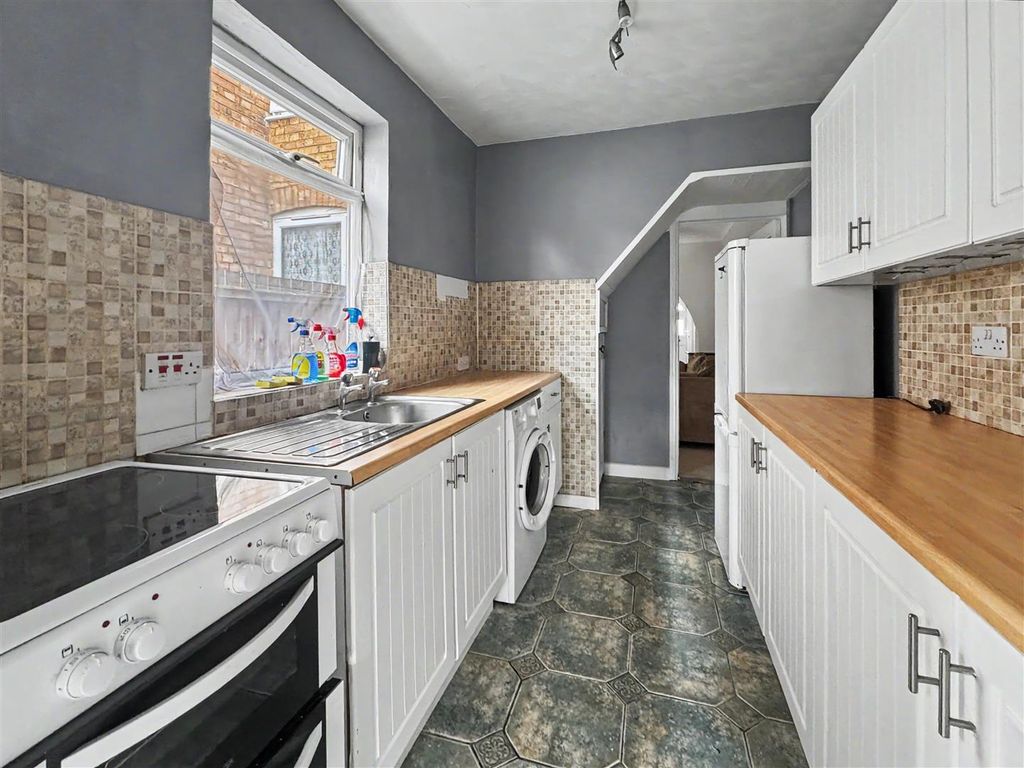 Property photo 2 of 9 3_70c50695-c81B-4c50-9E33-0Ea781341F75.Jpeg