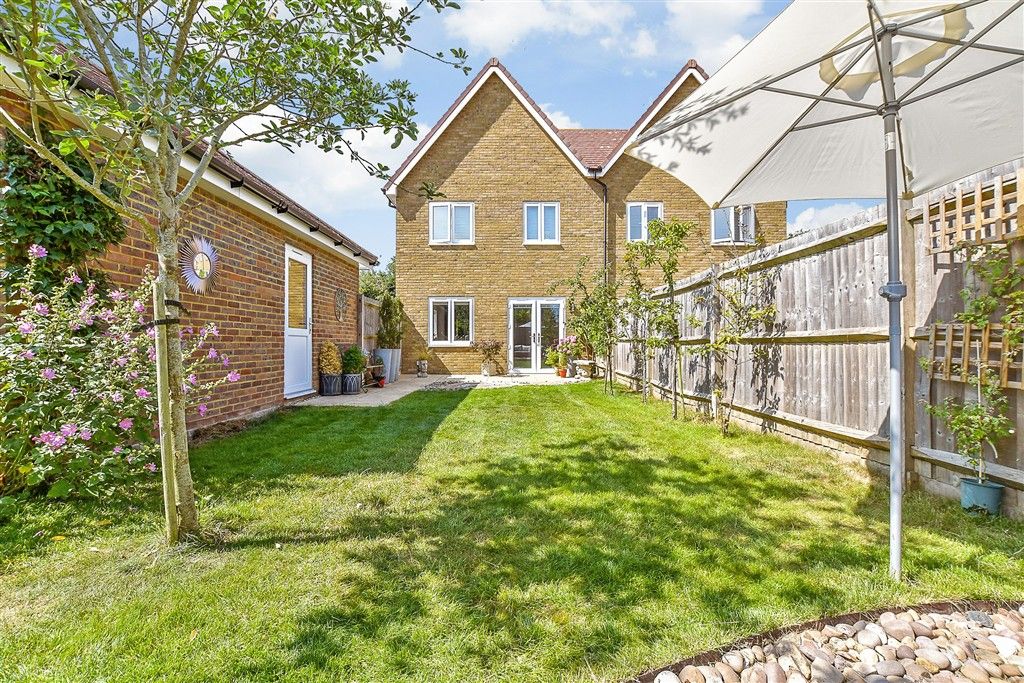 Property photo 1 of 10 Rear Elevation
