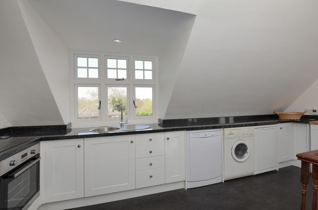 Property photo 2 of 10 2