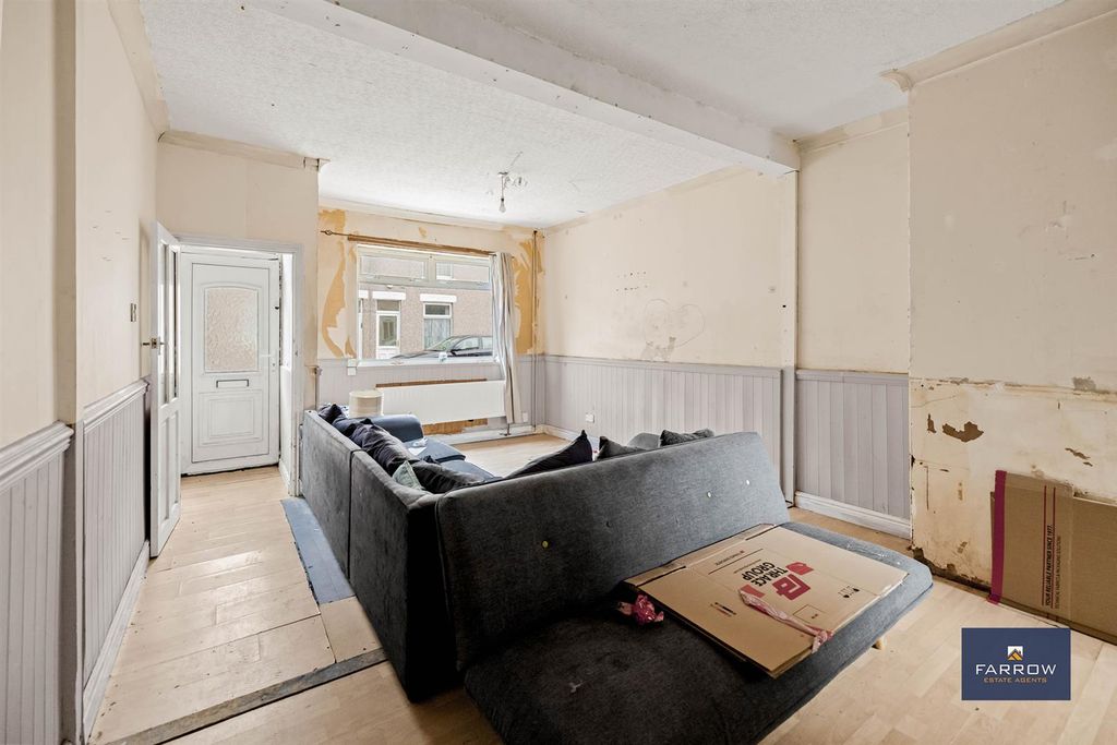 Property photo 3 of 21 Lounge /Diner