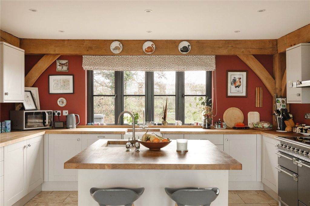 Property photo 3 of 17 Picture No. 13