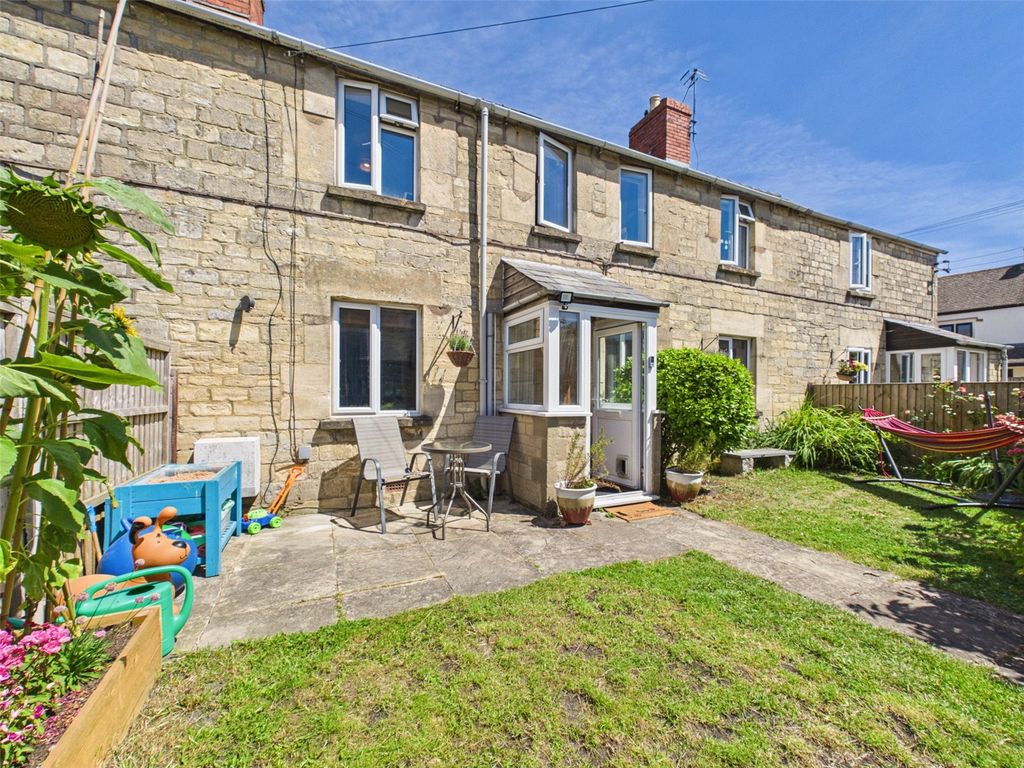 Property photo 1 of 21 Picture No. 01