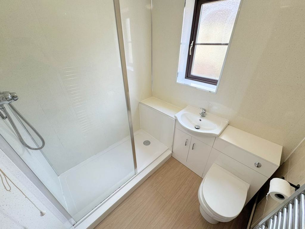 Property photo 3 of 4 Img_9014